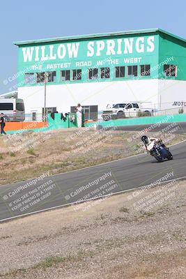 media/Apr-20-2025-AHRMA (Sun) [[393a79c373]]/Race/Group 11 early race/Turn 4b/